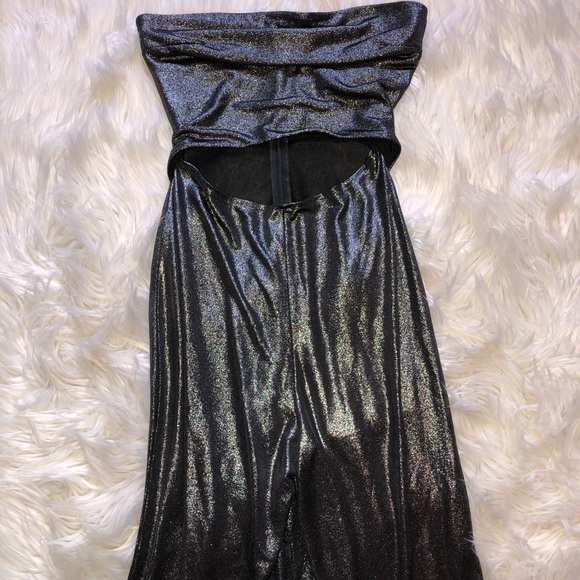 h:ours Shine Jumpsuit in Black - Picture 4 of 10